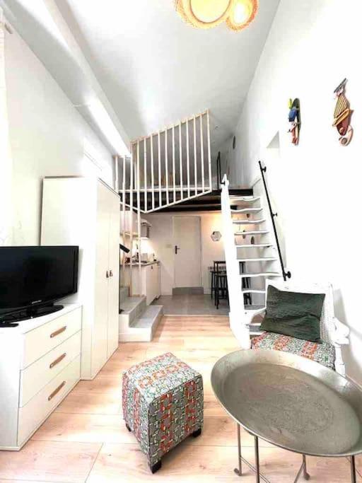 Jolie Mini Maison Lovely Tiny House Vitry-sur-Seine Extérieur photo