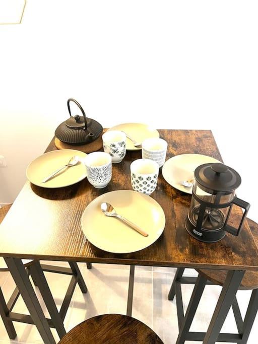 Jolie Mini Maison Lovely Tiny House Vitry-sur-Seine Extérieur photo
